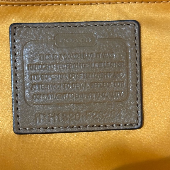 Coach Shoulder Bag - Picture 4 of 9